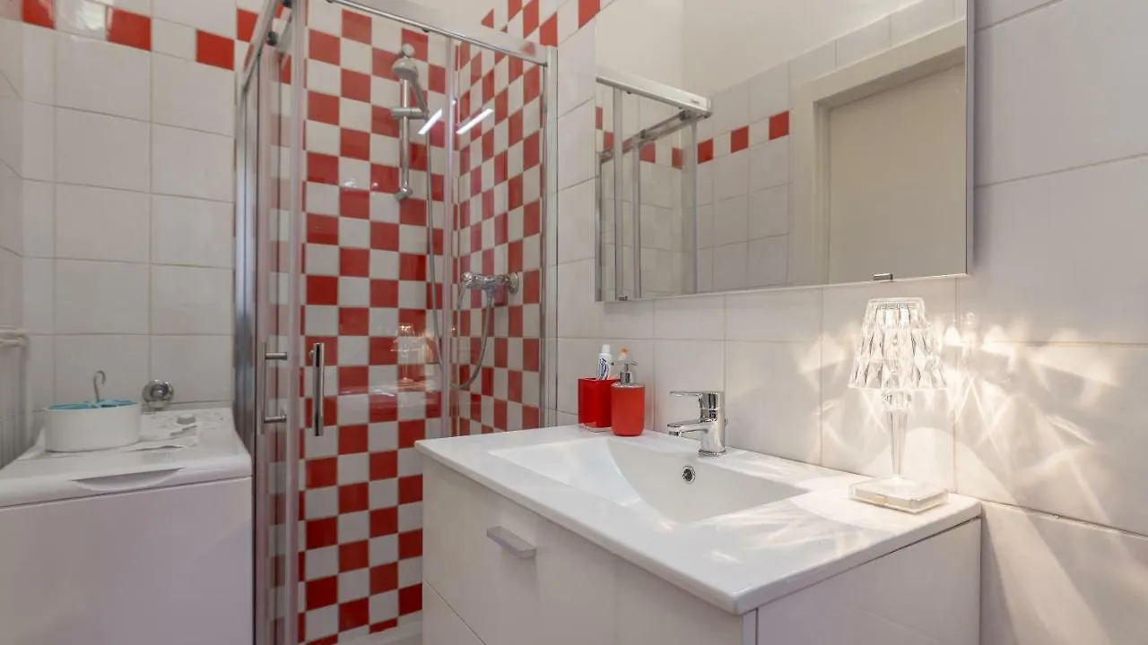 Enjoy Navigli - Milano Apartment Italy